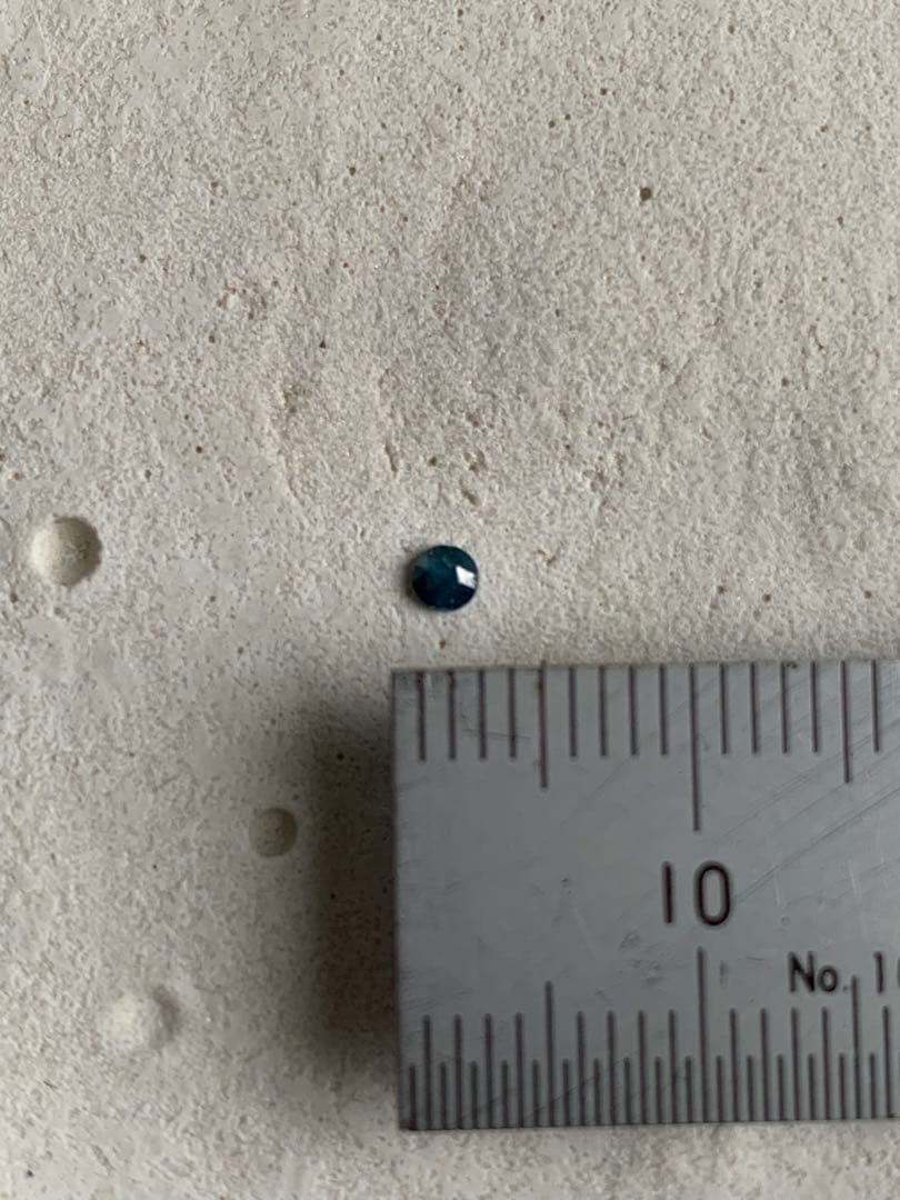 ソルトペッパーダイアモンドルース