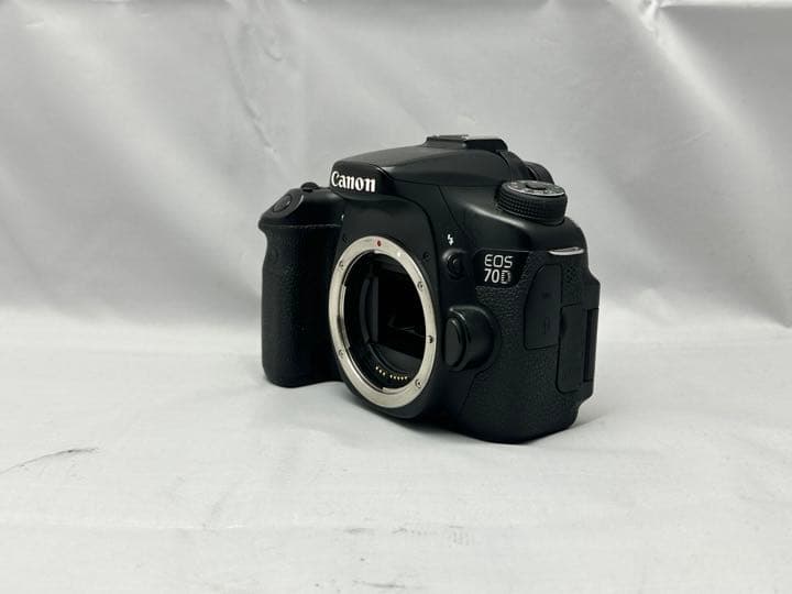 Canon EOS 70D Wレンズセット♪スマホとつながる♪入門機に♪