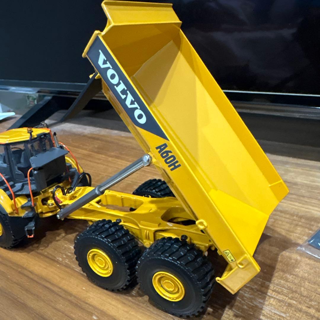 WSI 1/50 VOLVO A60H アーティキュレイテッドダンプ
