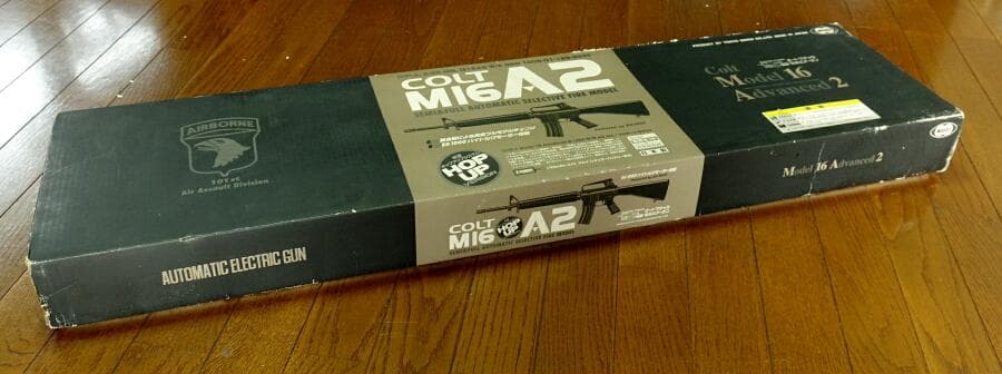 東京マルイ コルト M16A2 純正NiMHバッテリー＆充電器付き
