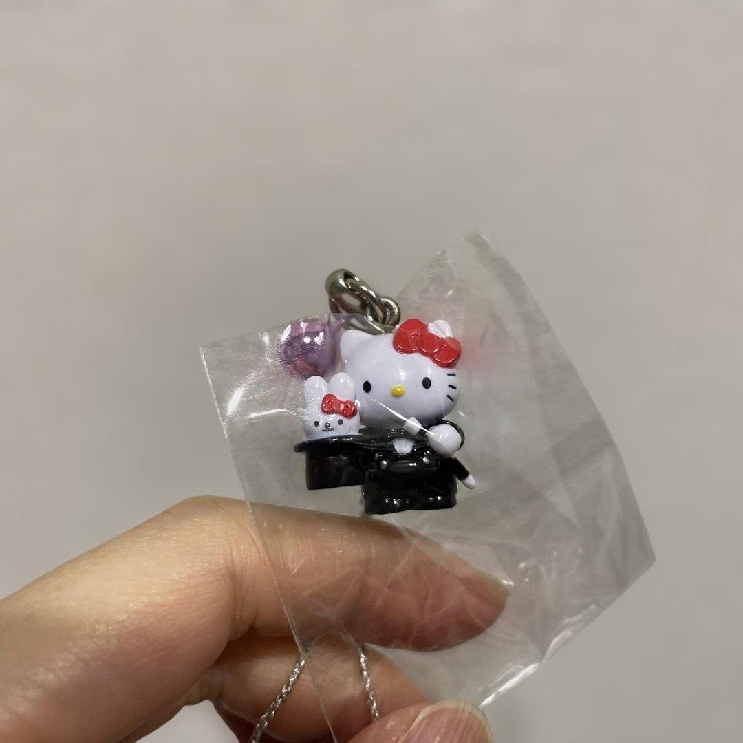 【横浜】ご当地キティ　ストラップ　ロイヤルウィング　新品未使用