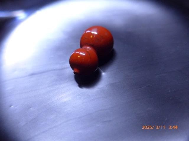 とても粋な三段蓋付き椀入れです。瓢箪の絵が特徴です。