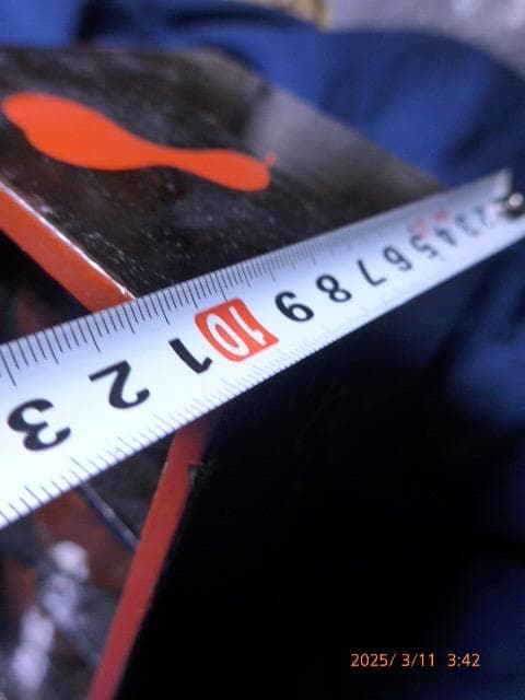 とても粋な三段蓋付き椀入れです。瓢箪の絵が特徴です。