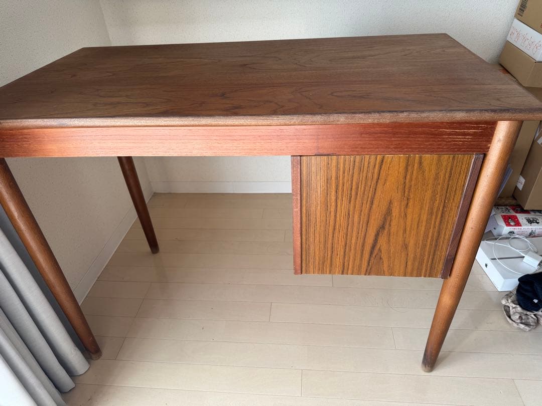 【出品7/1まで】デンマーク製　ヴィンテージ片袖デスク