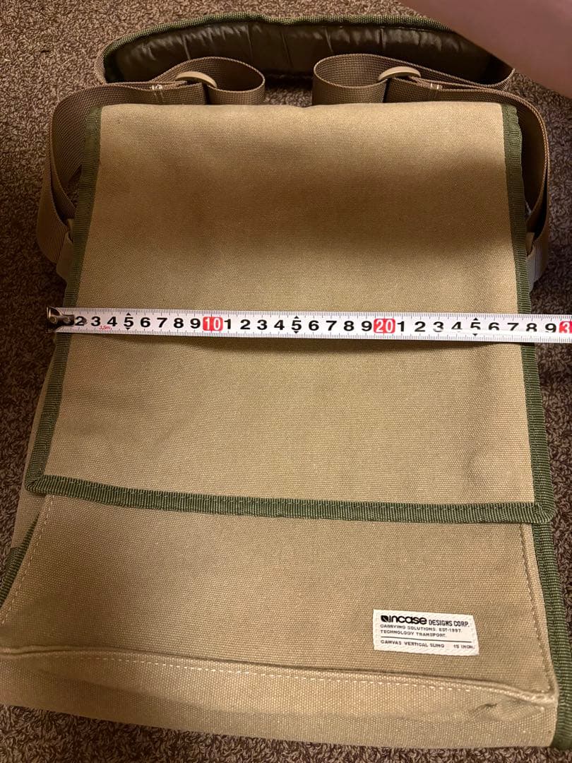 Incase インケース　パソコン用ショルダーバッグ　in case