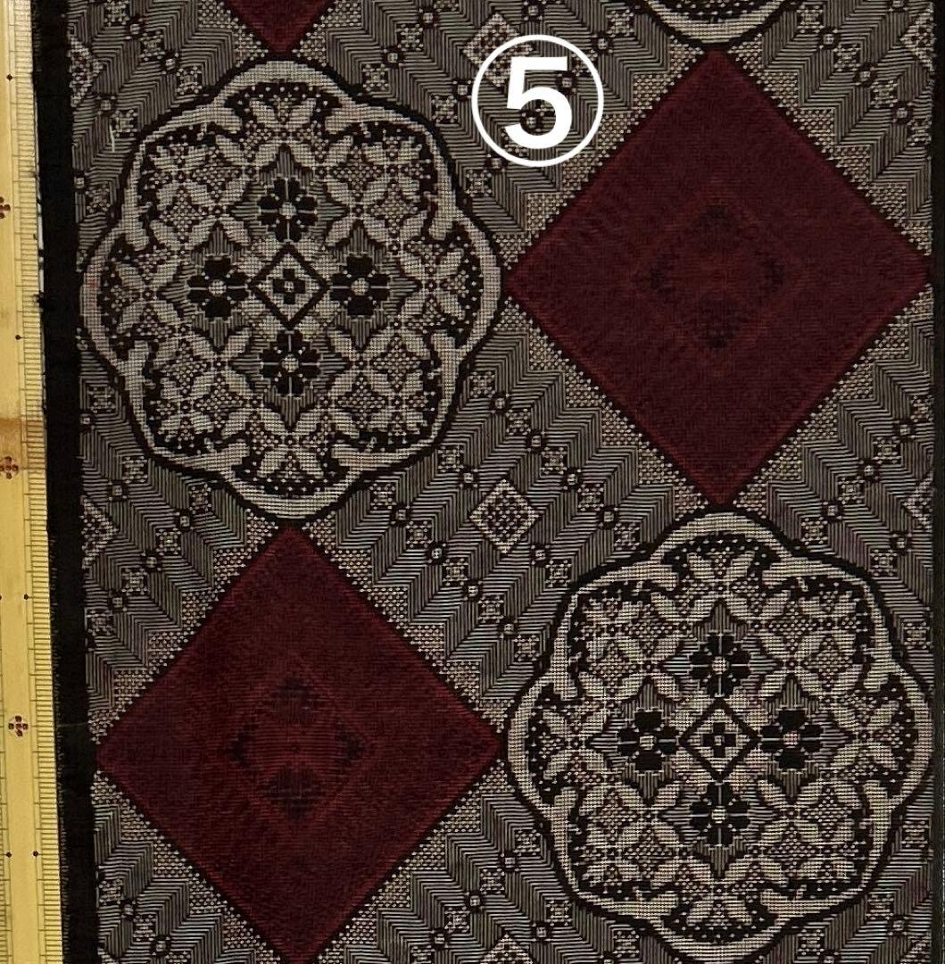 ３７９　古布　大島紬　秋名バラ＆龍郷　豪華版　❤️３６㎝巾Ｘ１m６柄６mを