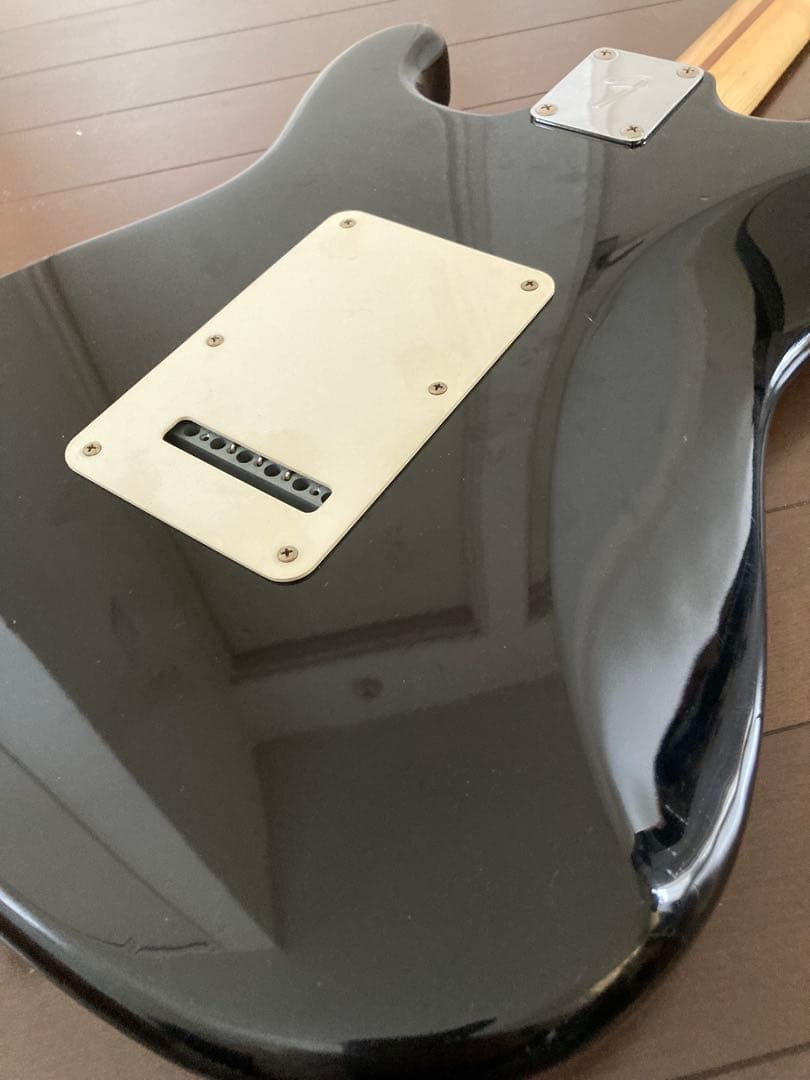 Fender Japan ST33R Stratocaster 22Fローズ指板