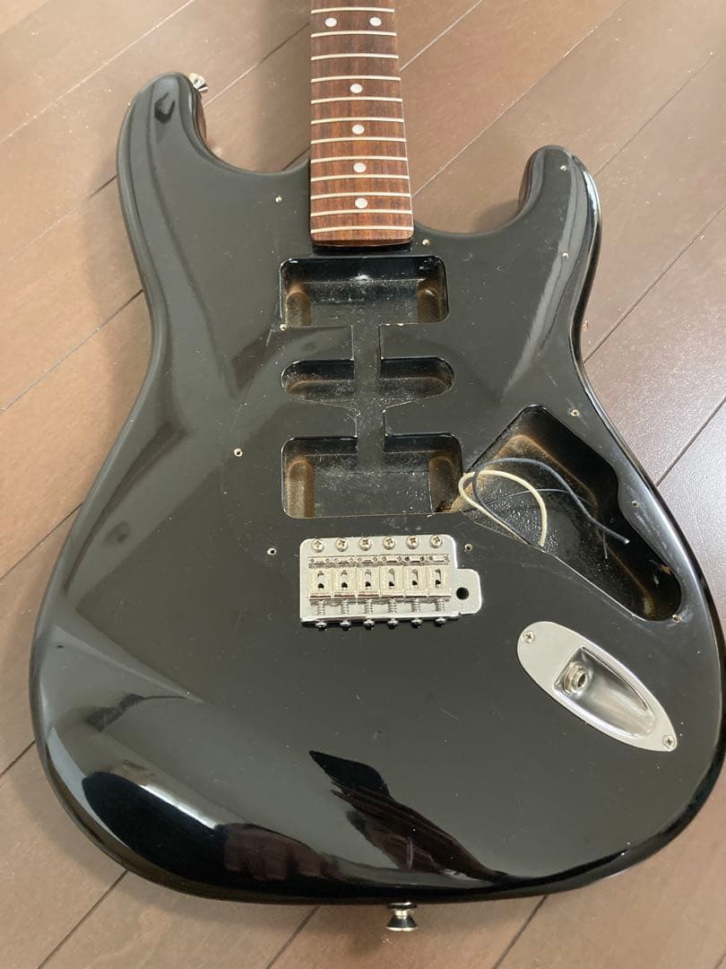 Fender Japan ST33R Stratocaster 22Fローズ指板