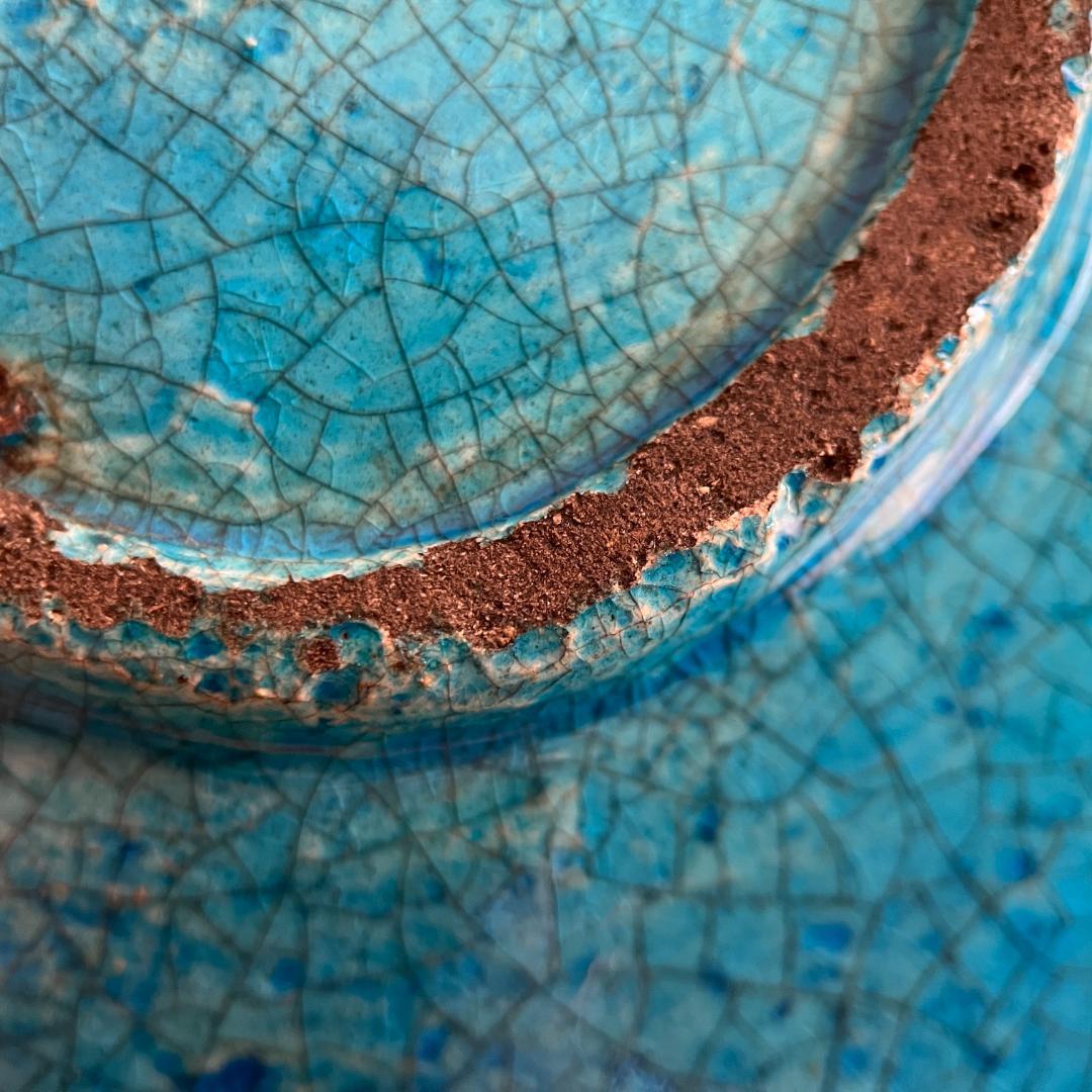 ペルシャ トルコ石釉黒彩碗 セルジューク〜イルハン朝 12–14世紀