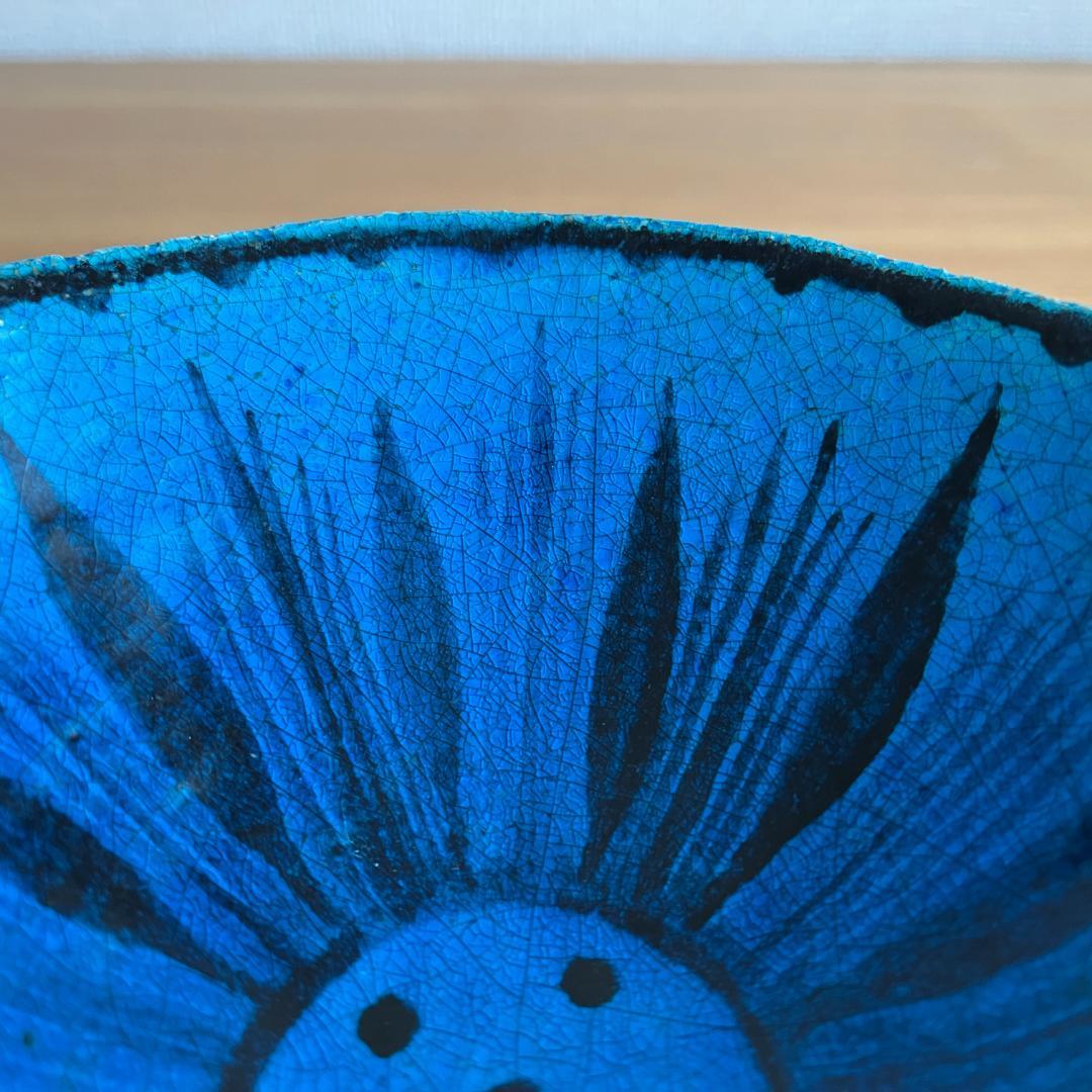 ペルシャ トルコ石釉黒彩碗 セルジューク〜イルハン朝 12–14世紀