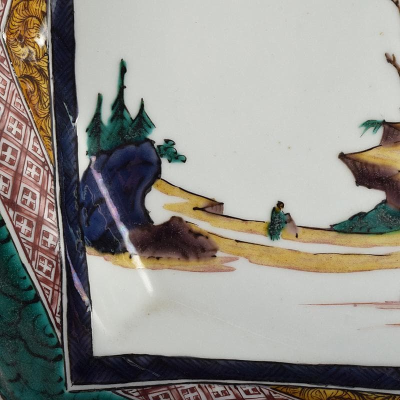 九谷焼　三代三ツ井為吉作　古九谷写　色絵山水文　八角飾皿　共箱　V　R9119B