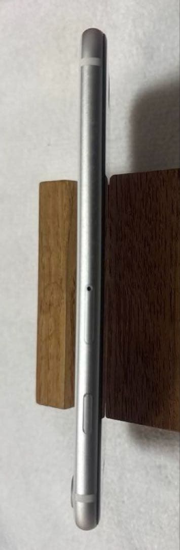 アップル iPhoneSE 第2世代 128GB 国内版SIMフリー