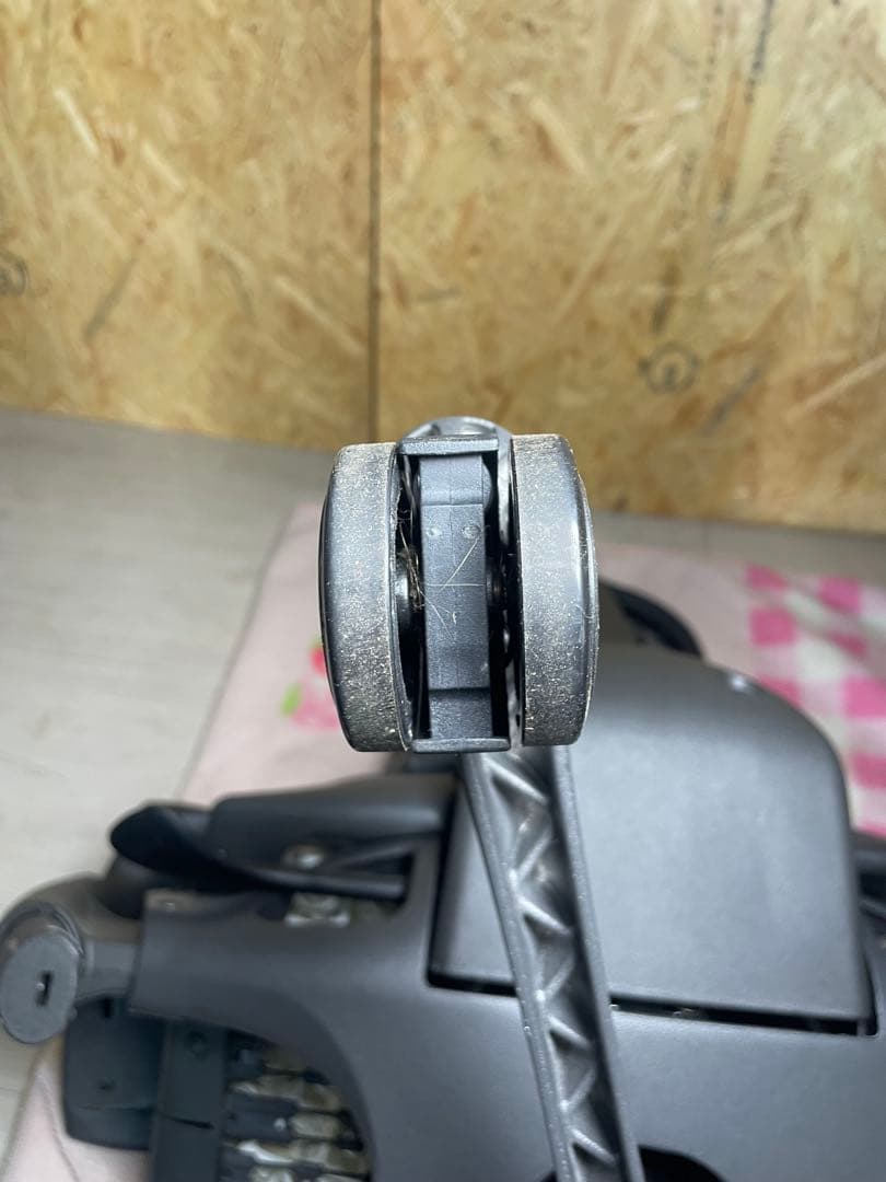 ハーマンミラー エンボディチェア