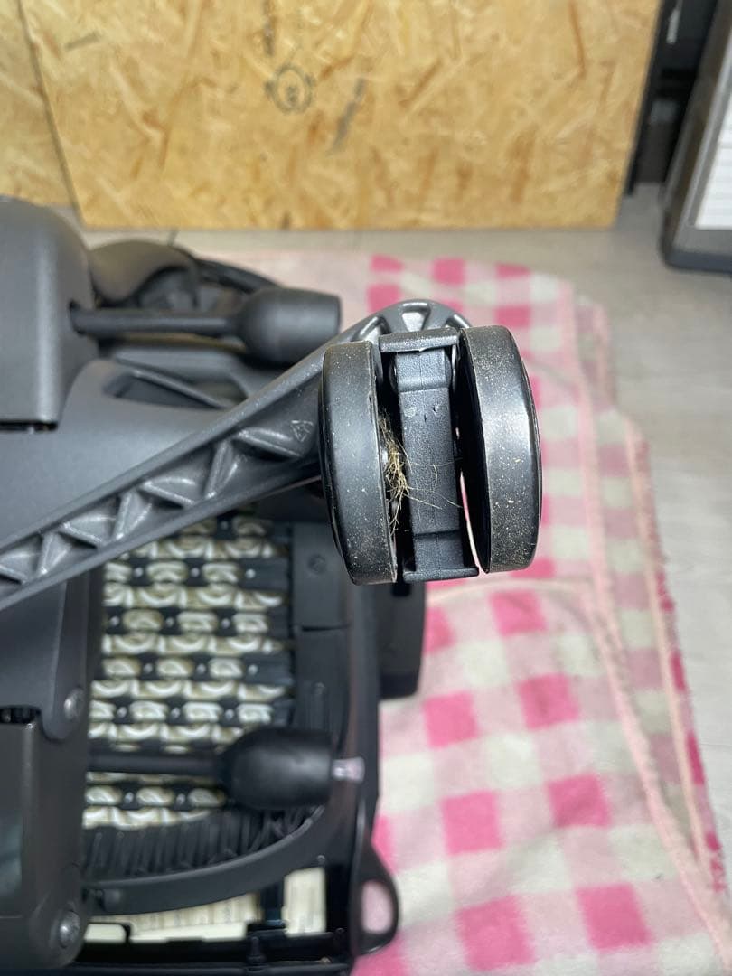 ハーマンミラー エンボディチェア