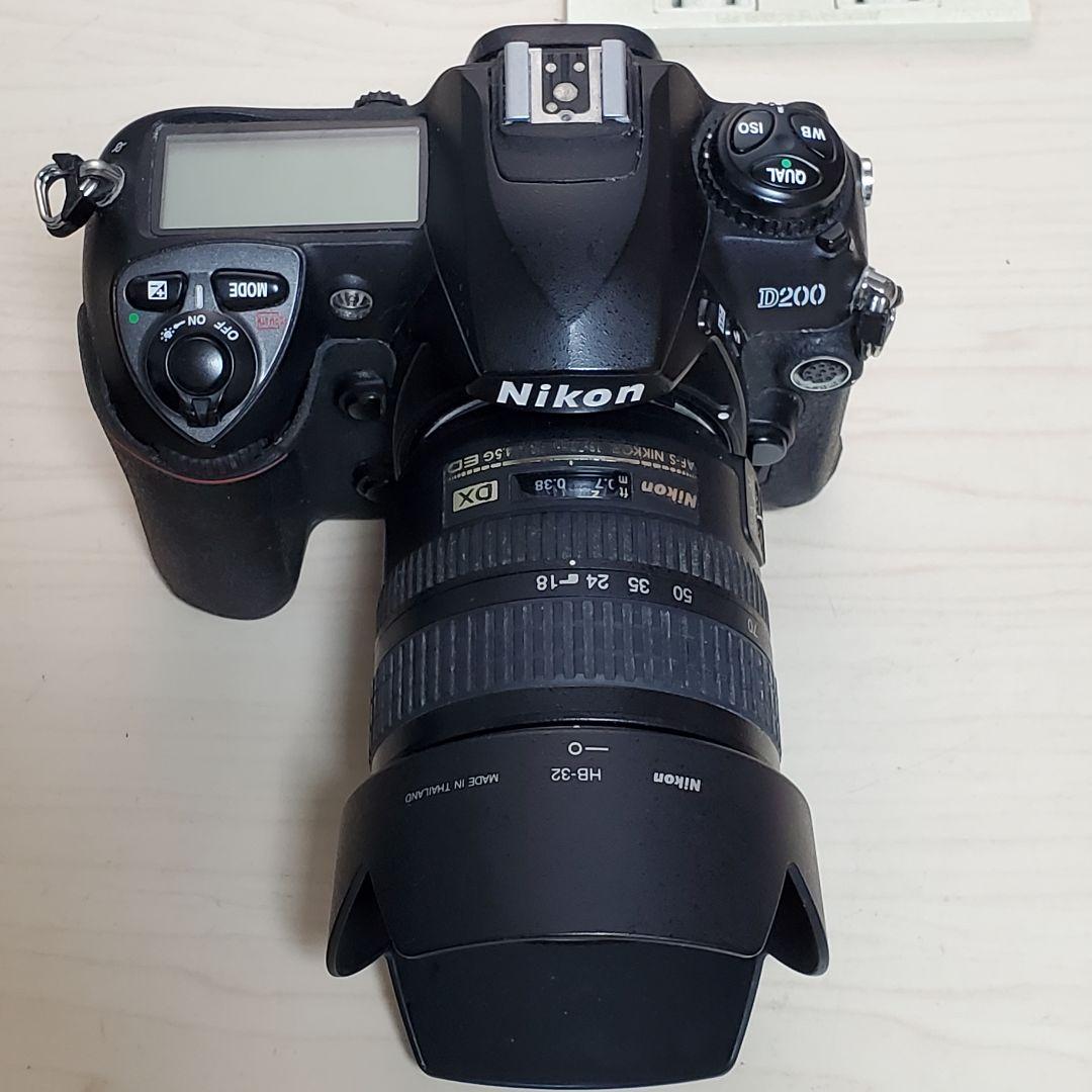 Nikon D200 ショット数 約130,000回超 レンズ付 バッテリー無し