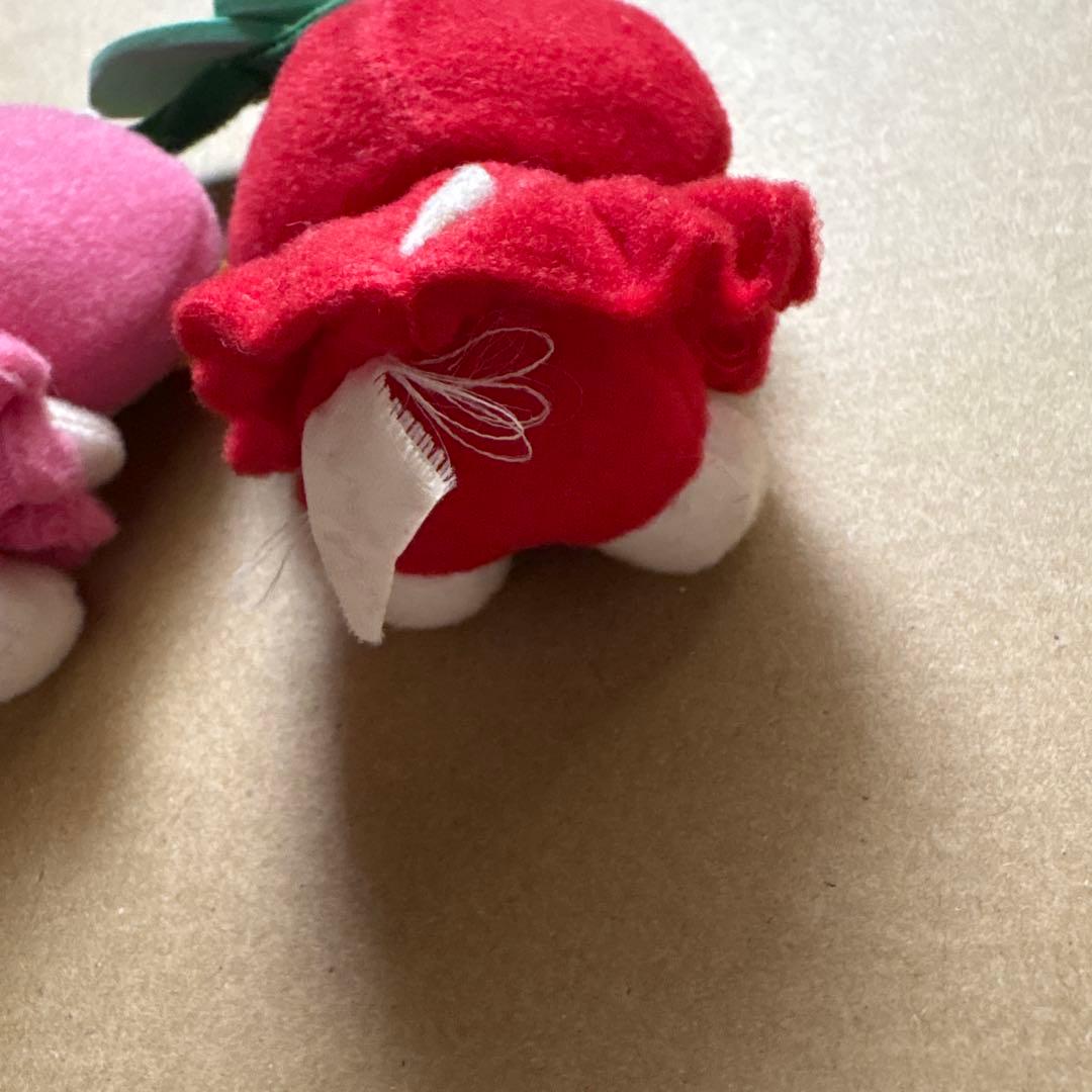 山形限定 ハローキティ さくらんぼ　ぬいぐるみキーホルダー