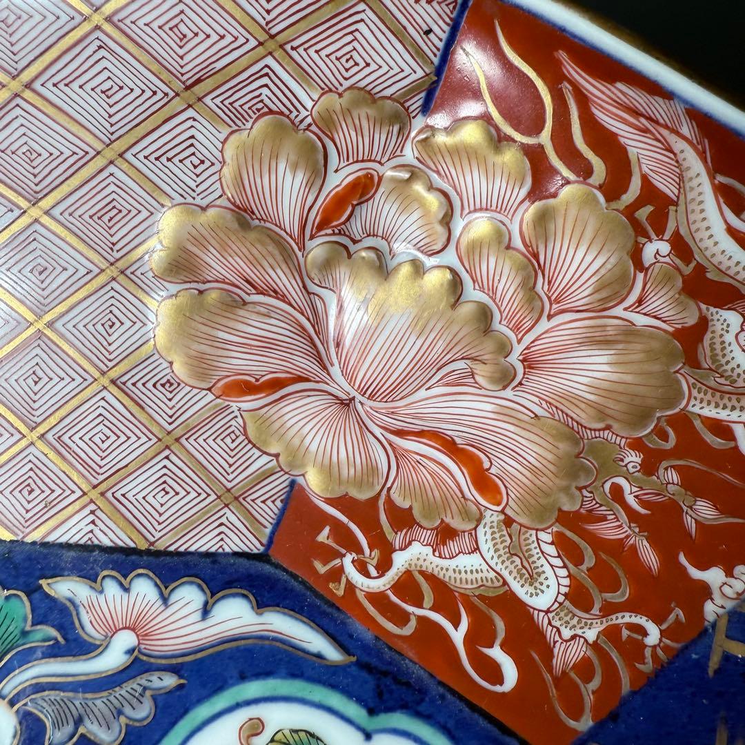 大聖寺伊万里　鳳凰龍図十二角浅鉢　立体的　大明万暦年製　合箱　31.5cm