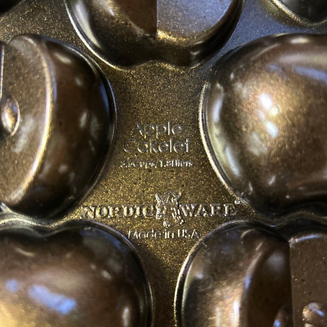 Nordic Ware Apple Cakelet 鋳鉄製ケーキ型中古美品