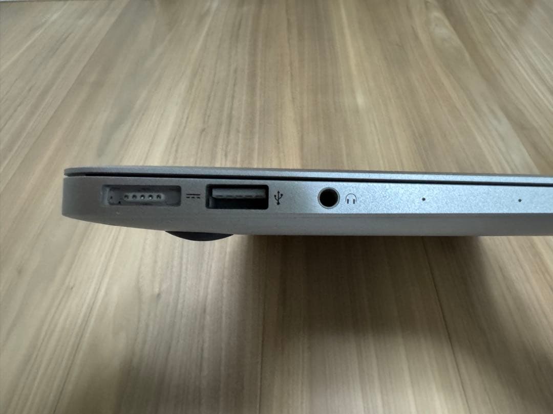 MacBook本体 Apple MacBook Air (13-inch, Mid 2013)