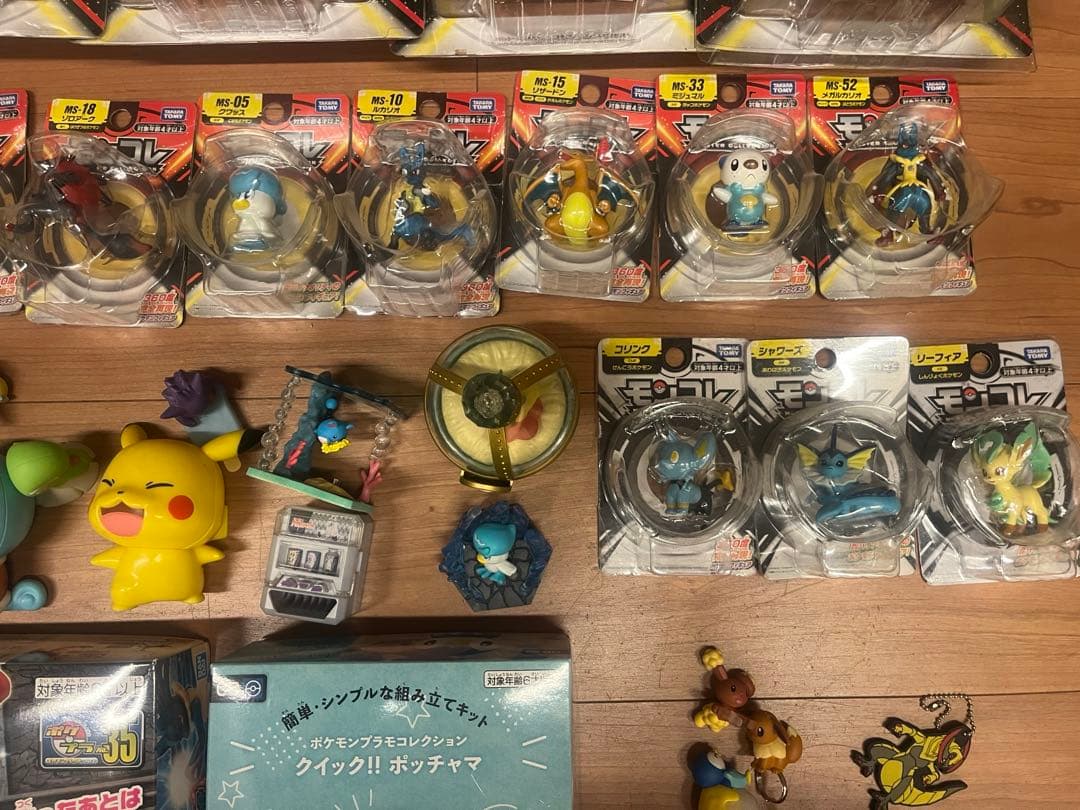 モンコレ　ポケモングッズ