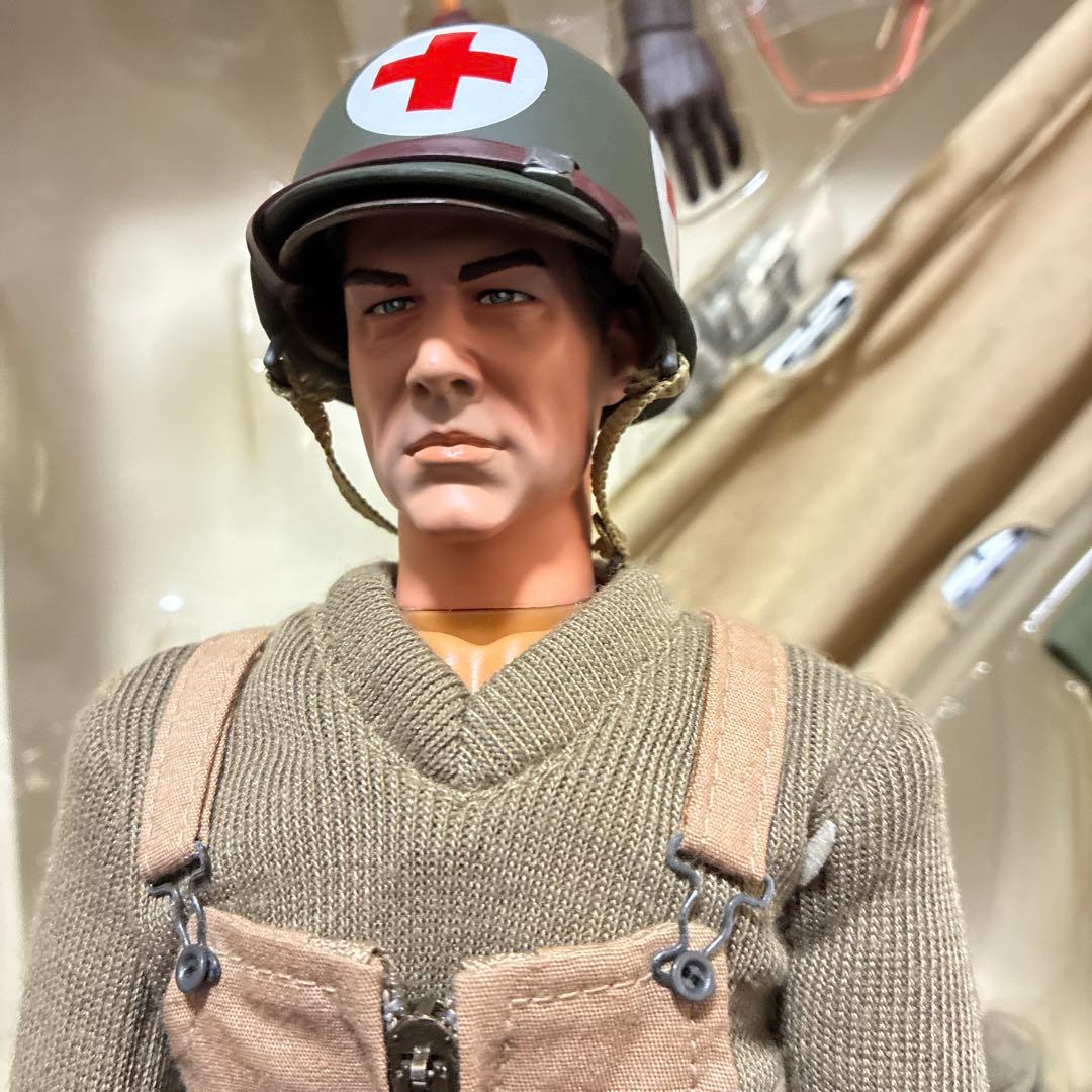 ドラゴンモデルズ1/6アメリカ陸軍第94歩兵師団衛生兵ドック・ピーターソン