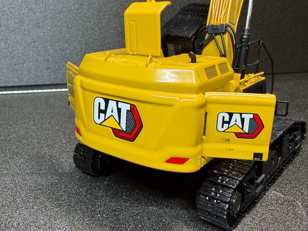 1/50 CAT 352 高所解体仕様 重機 建機