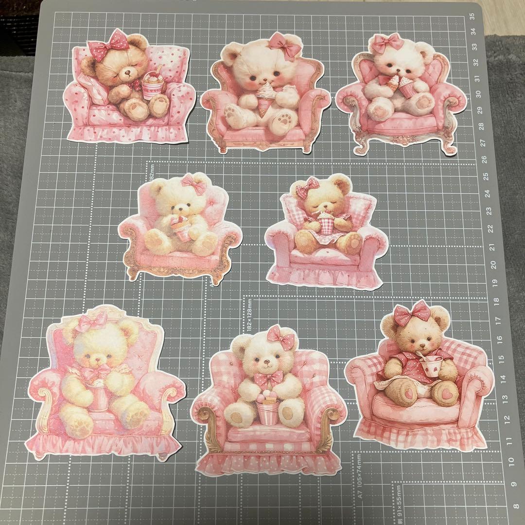 《カット済み》MALAMA様★ソファーくまちゃん　コラージュ素材　¥380