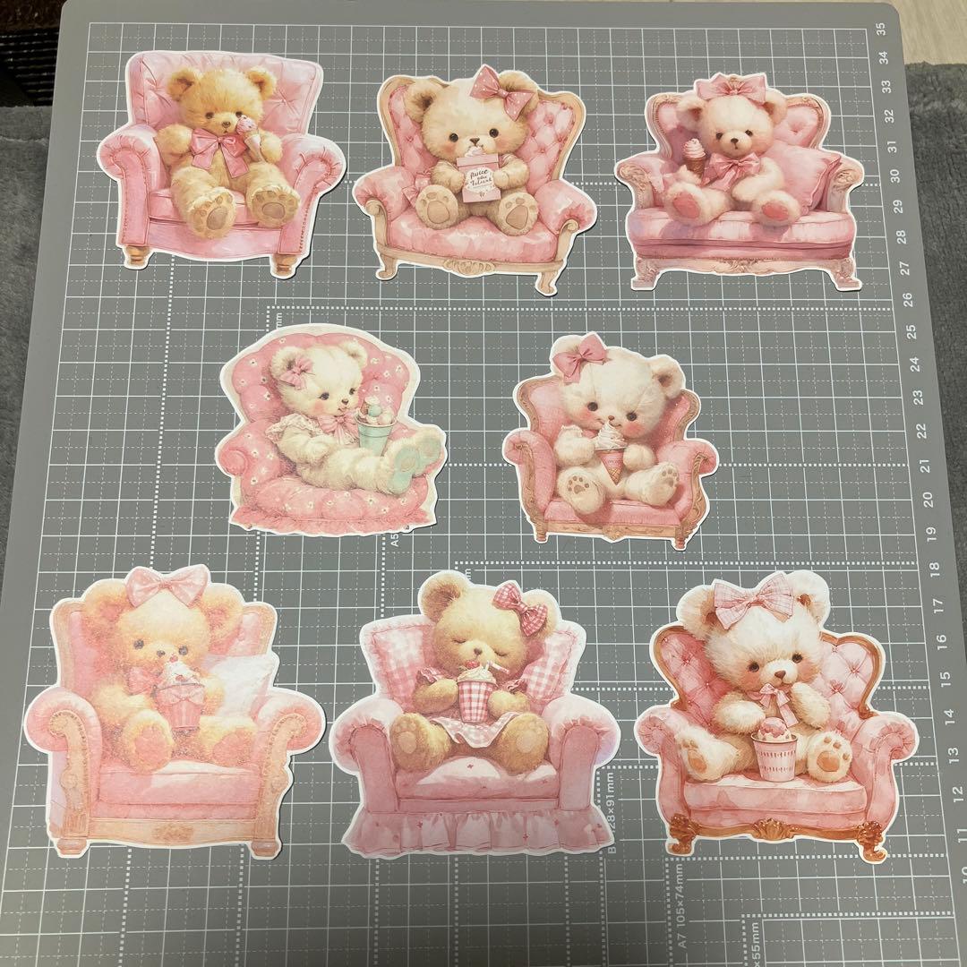 《カット済み》MALAMA様★ソファーくまちゃん　コラージュ素材　¥380