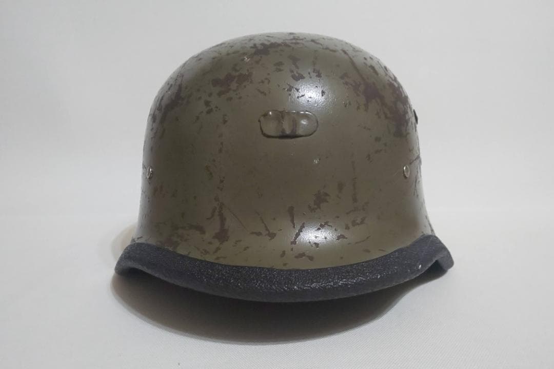 HAND MADE IN AMERICA　金属製ヘルメット