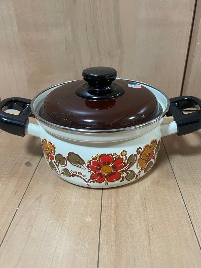 昭和レトロポップ 花柄ホーロー鍋 2点セット