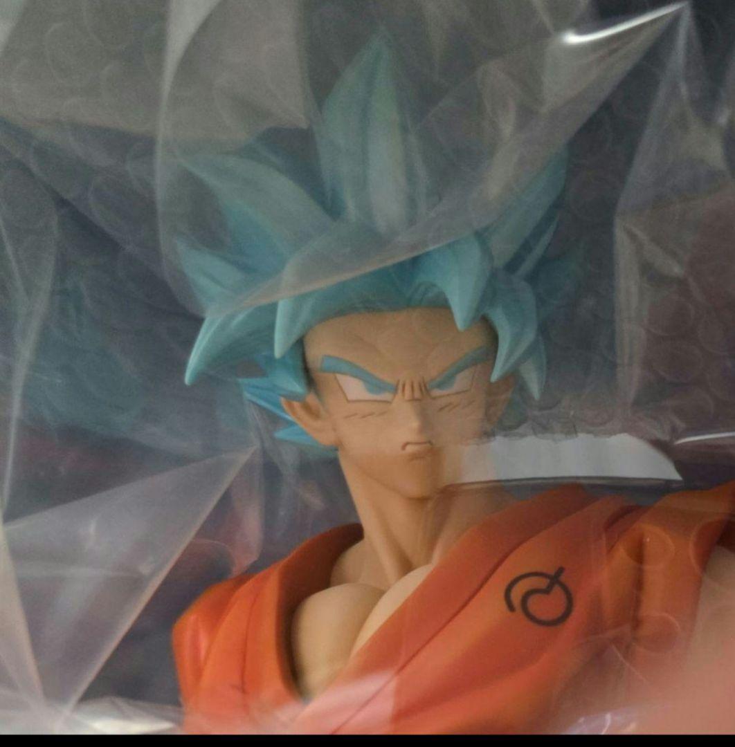 ドラゴンボール SSGSS 悟空 フィギュア 新品未開封　ギガンティックシリーズ