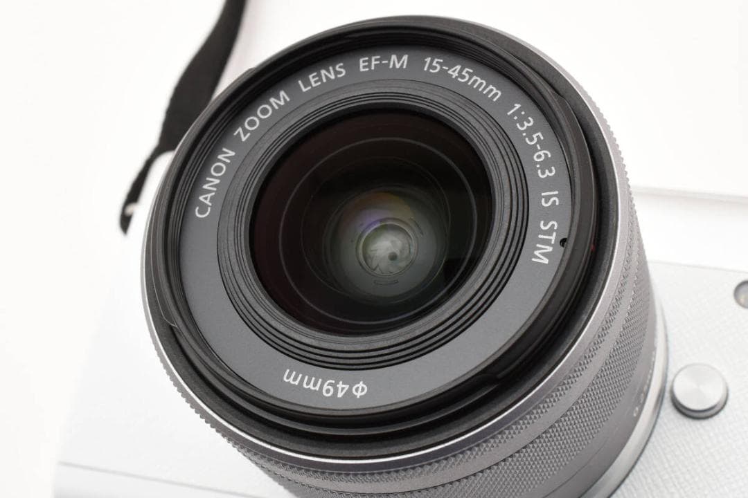 ★高性能なミラーレス★ Canon EOS M200 レンズキット キャノン