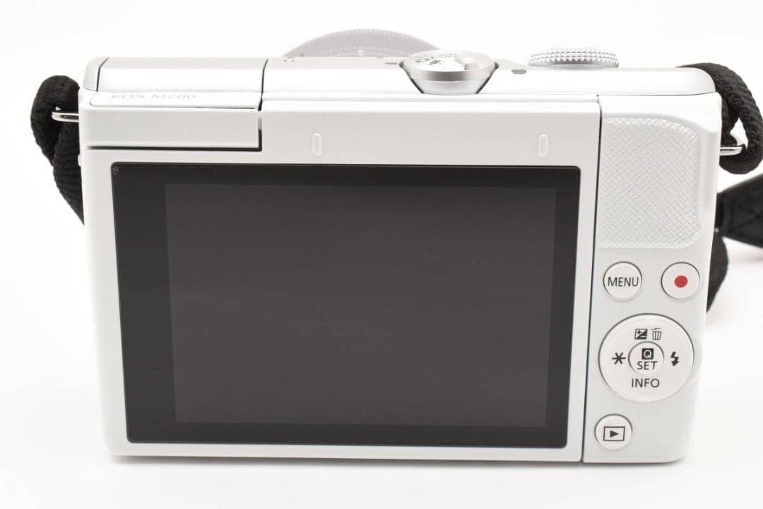 ★高性能なミラーレス★ Canon EOS M200 レンズキット キャノン