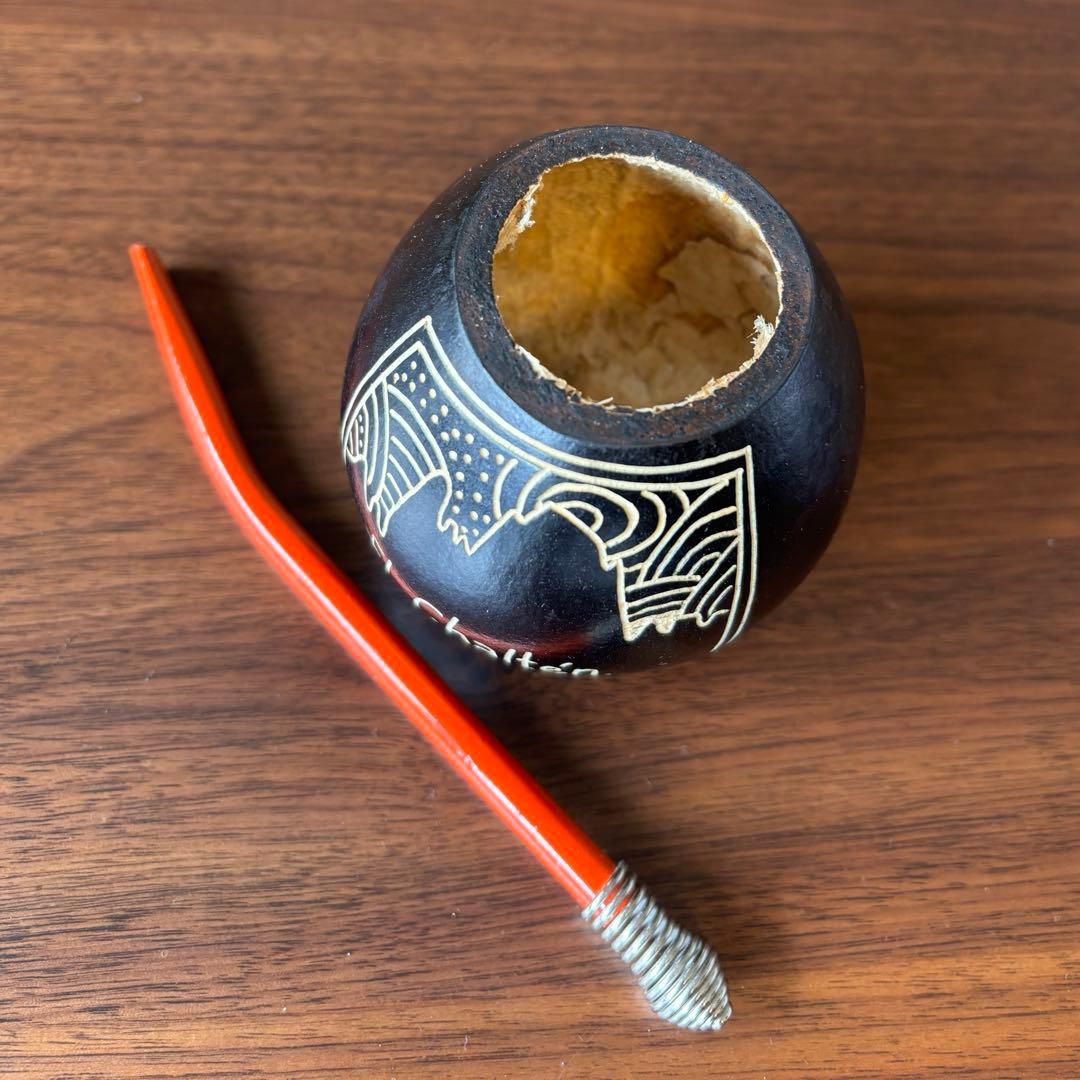 アルゼンチン製 マテ壺 マテ茶用カップ ボンビージャ（専用ストロー）付き