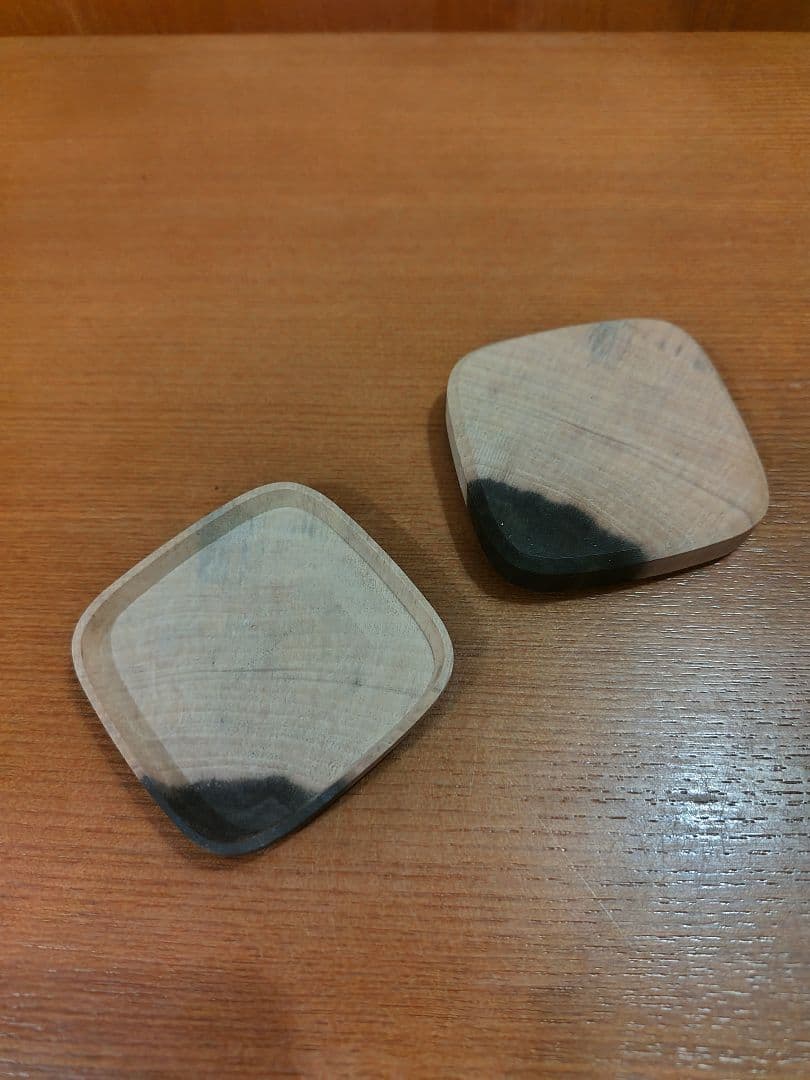 茶道具　黒柿　香合　桐箱付き　ほおずき