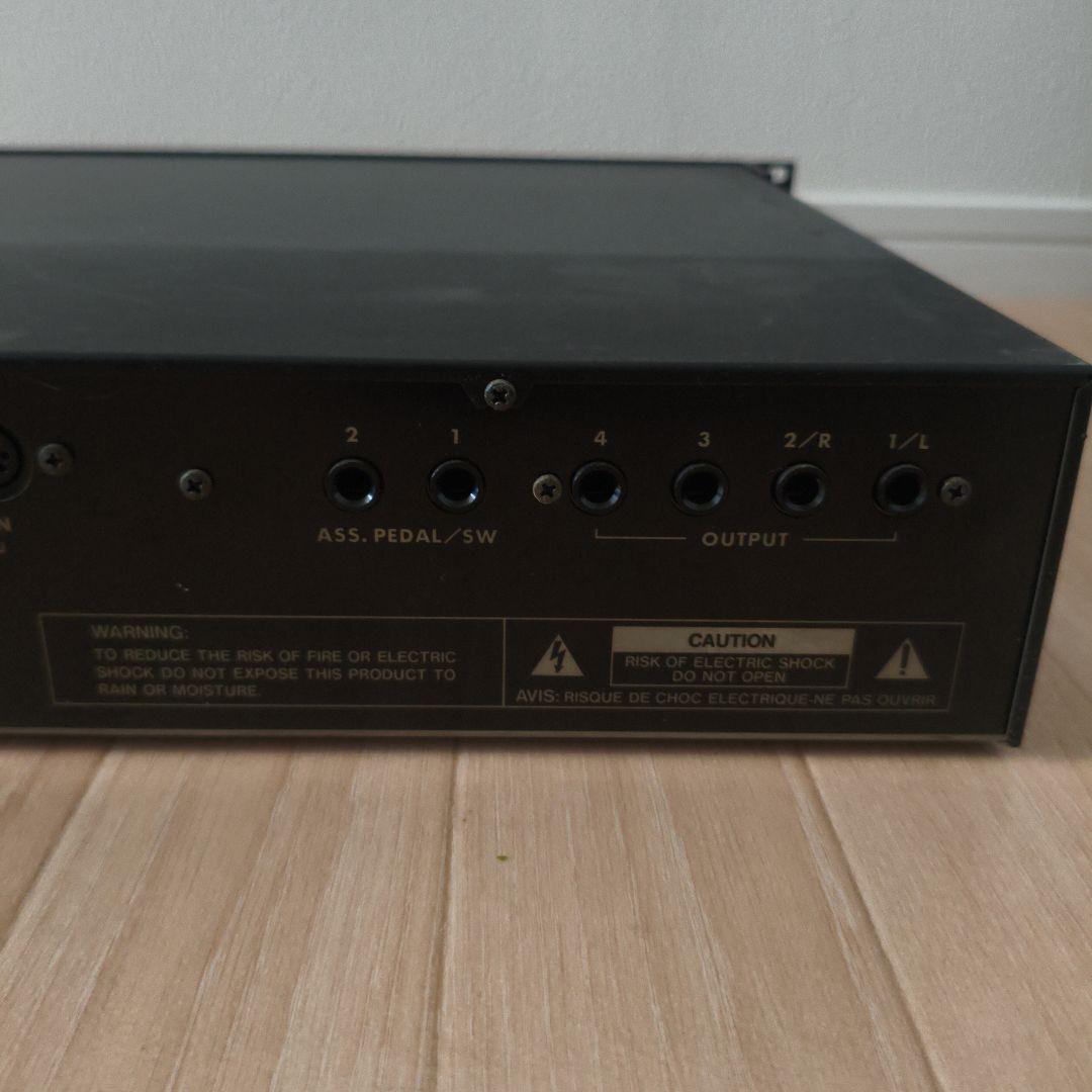 KORG M1R music workstation シンセサイザー