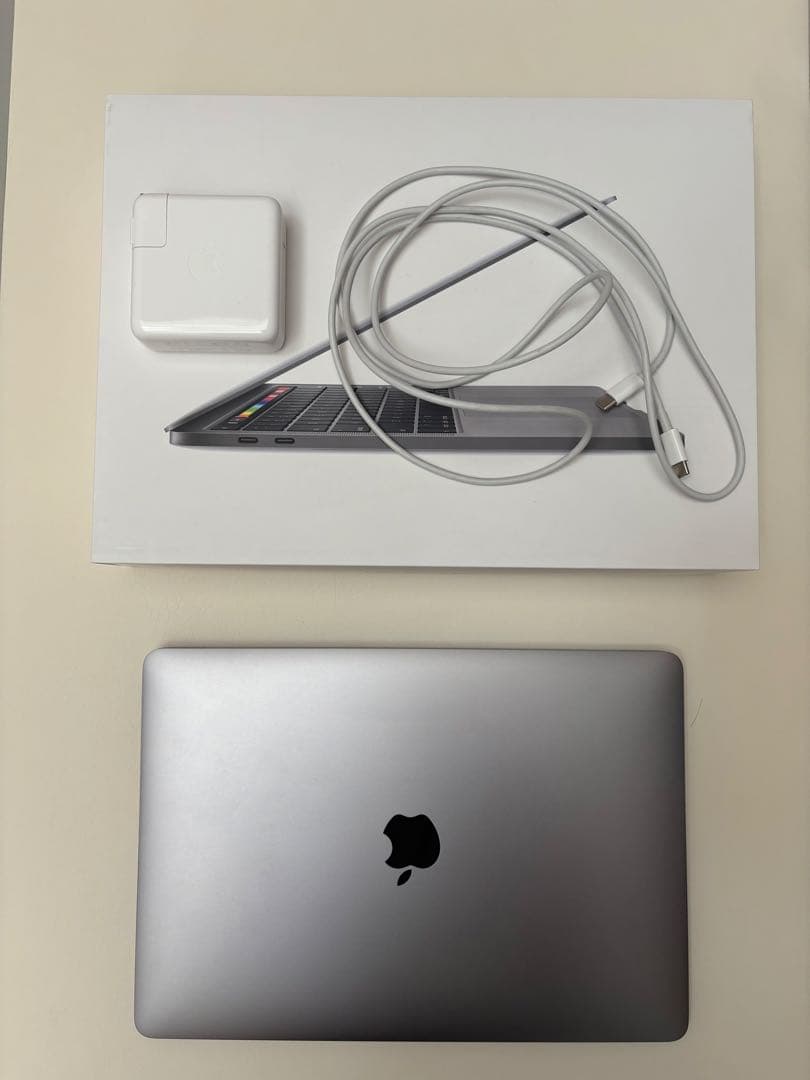 美品MacBook Pro 2020 500GB メモリ16GB