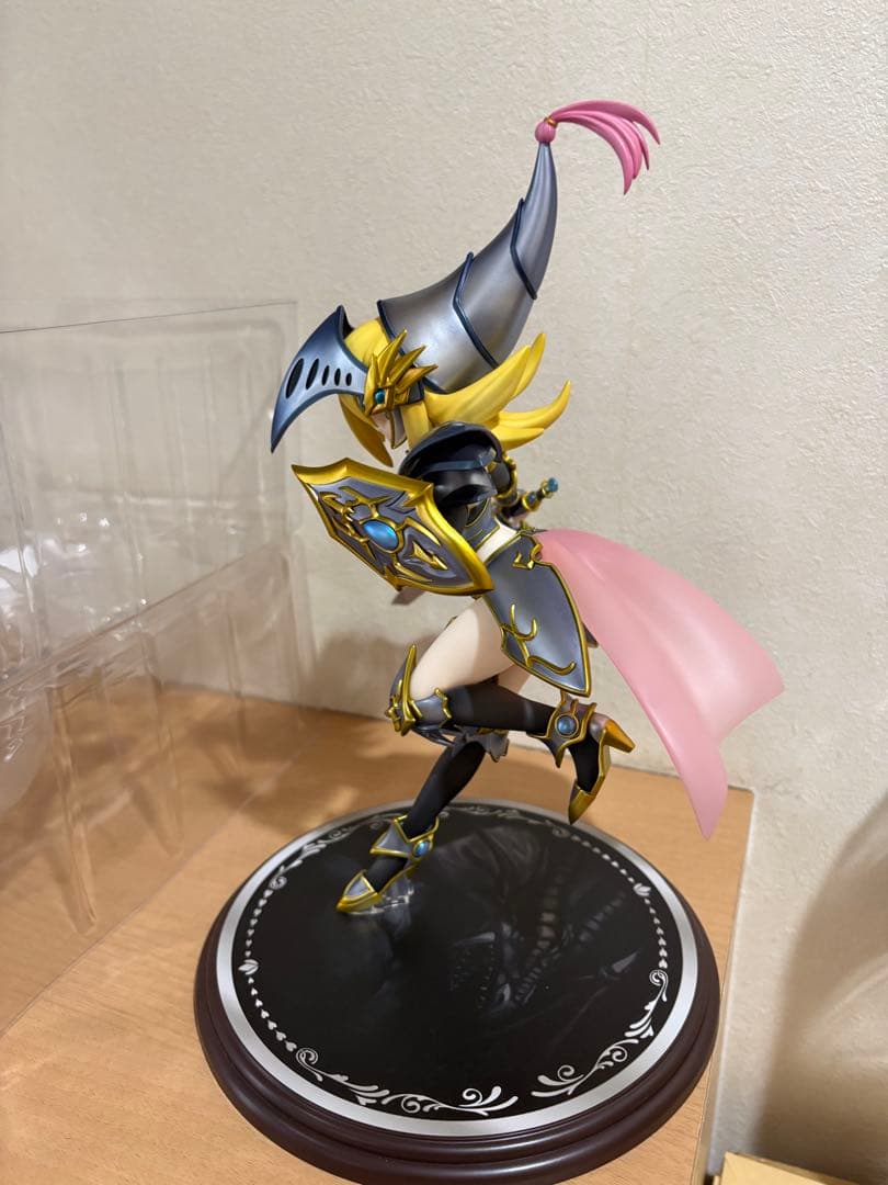 ART WORKS MONSTERS 竜騎士ブラック・マジシャン・ガール 遊戯王