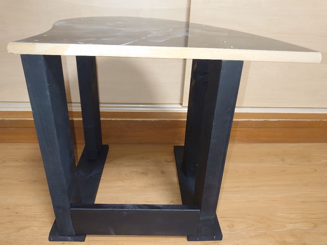 【累積219台目】パチスロを置く台・1台用シンプルスタンド★超コンパクト型④黒色