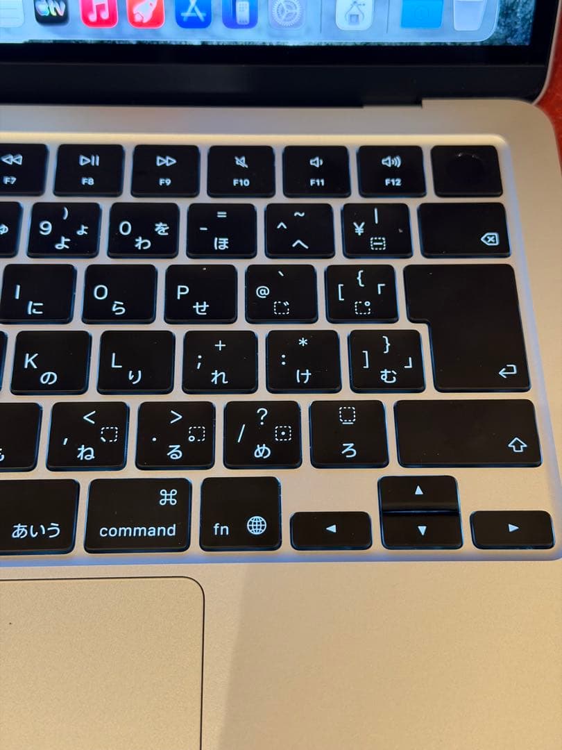 ほぼ新品MacBook Air 2025 M4 16GB JIS