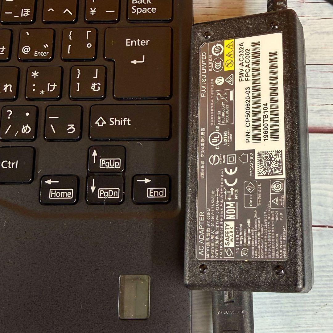 第8世代Corei5✨薄型ノートPC☘️フルHD☘️SSD☘️Win11✨バッテリー良