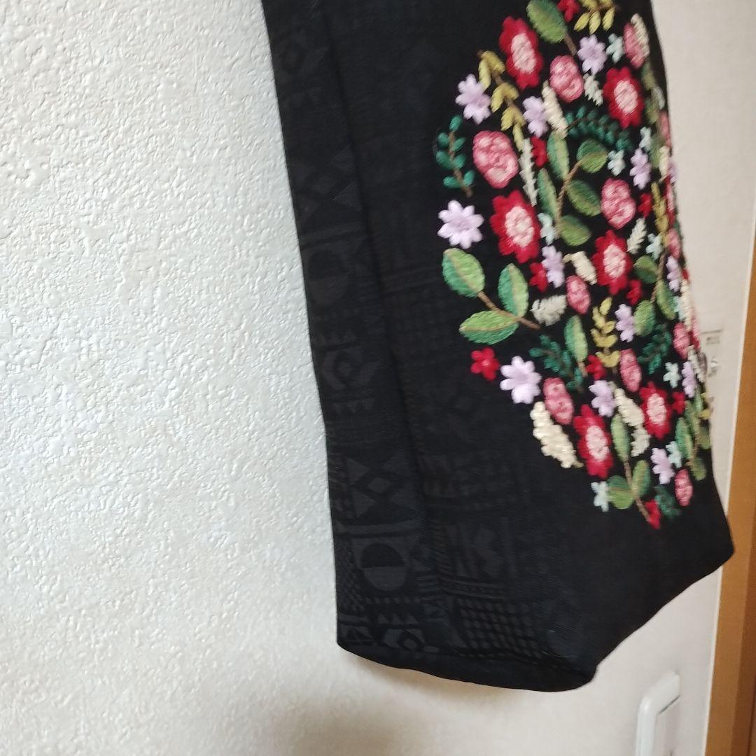 ハンドメイド 刺繍 ブロッサムのト―トバック