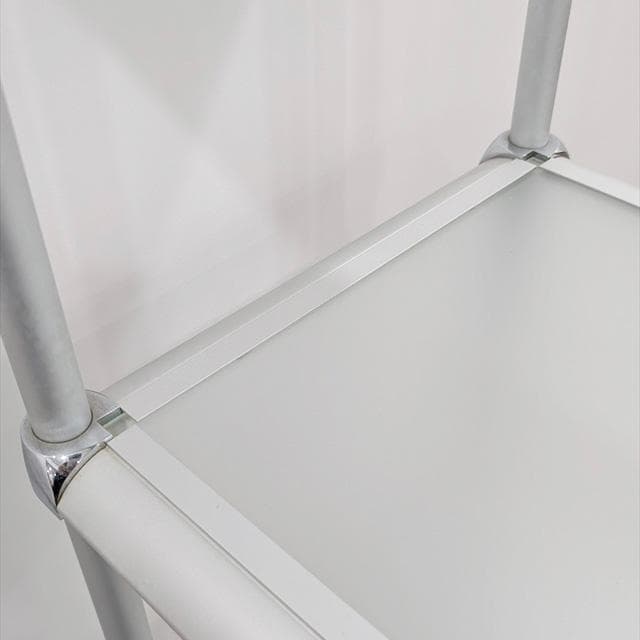 たけ様　guzziniヘルシンキハイシェルフ（キャスター付き）