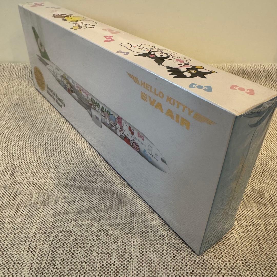 EVA AIR Hello Kitty エバー航空 HELLO KITTY