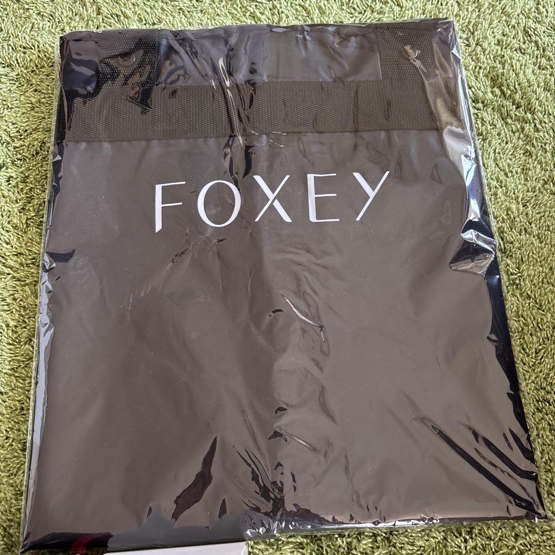 新品✨FOXEY フォクシー　ノベルティ　グラス　ミラー　ガーナメントケース　他
