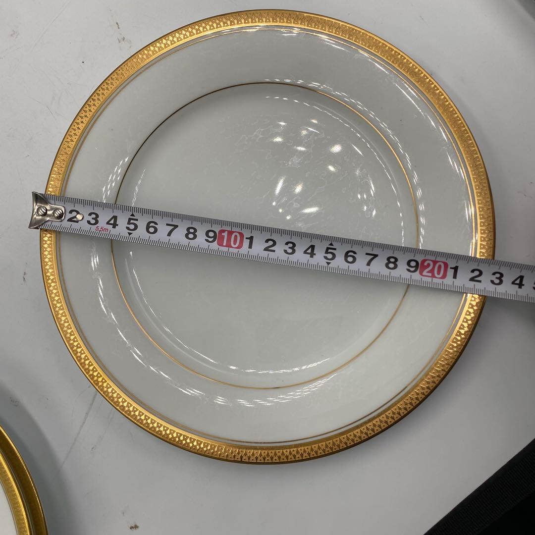 ノリタケ（Noritake）金彩 幾何学紋様 テーブルウェアセット