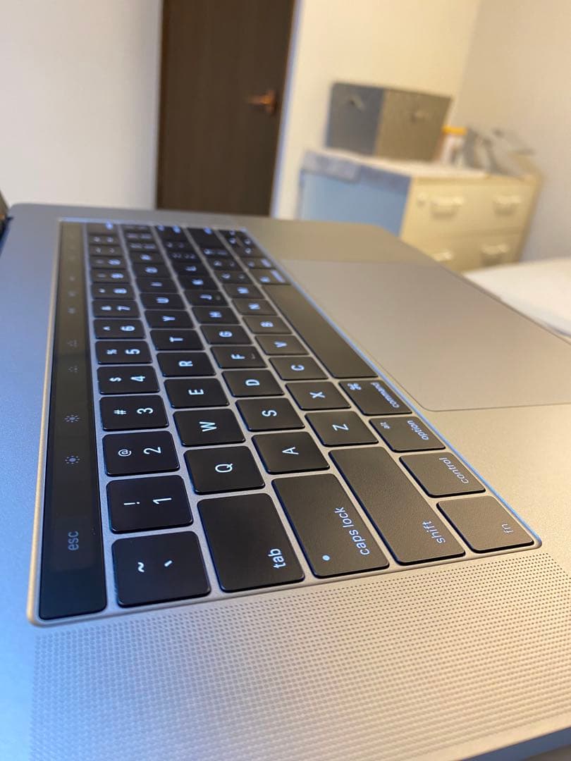 2025年OS 美品 MacBook Pro 16インチ i9 32GB/1TB