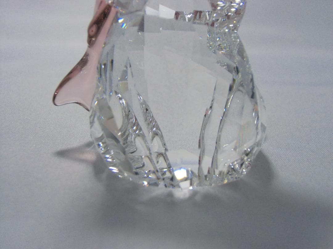SWAROVSKI カットクリスタル クマと魚　A049