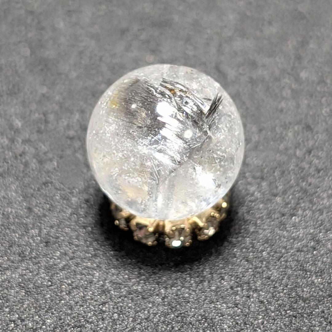 【白金のブルッカイト】プラチナルチルクォーツ 一点物 9ミリ 粒売り 貫通穴あり