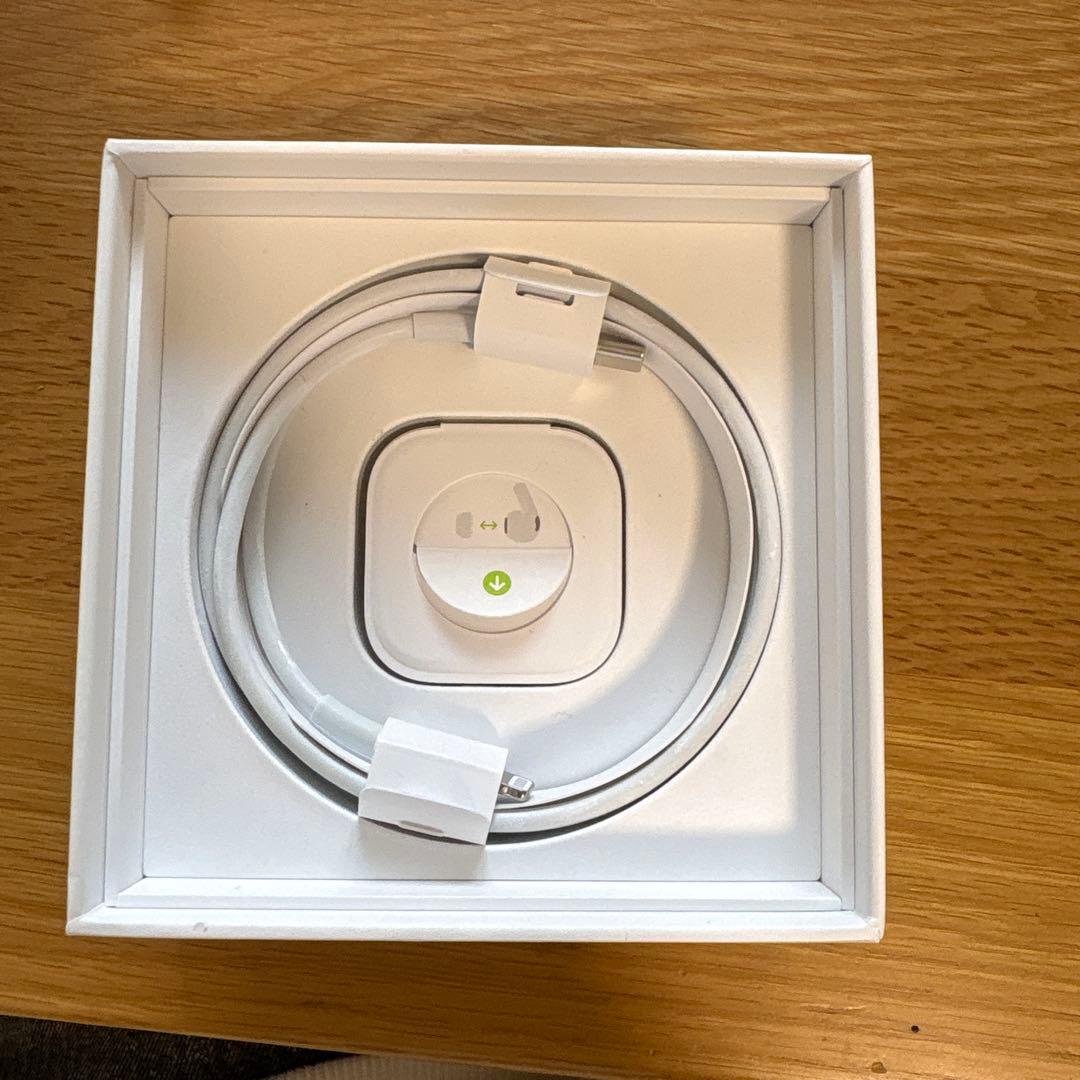 AirPods Pro 充電ケース付き ホワイト